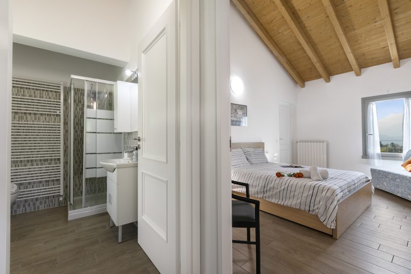 Viola Apartment Lake Maggiore Retreat w/ Private Garden & Parking