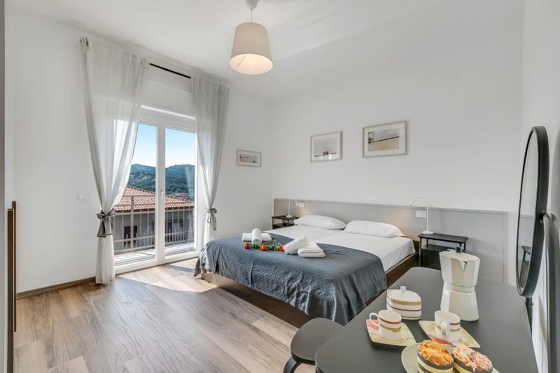 Casa Tramonti: Mountain-View with Terrace Dining
