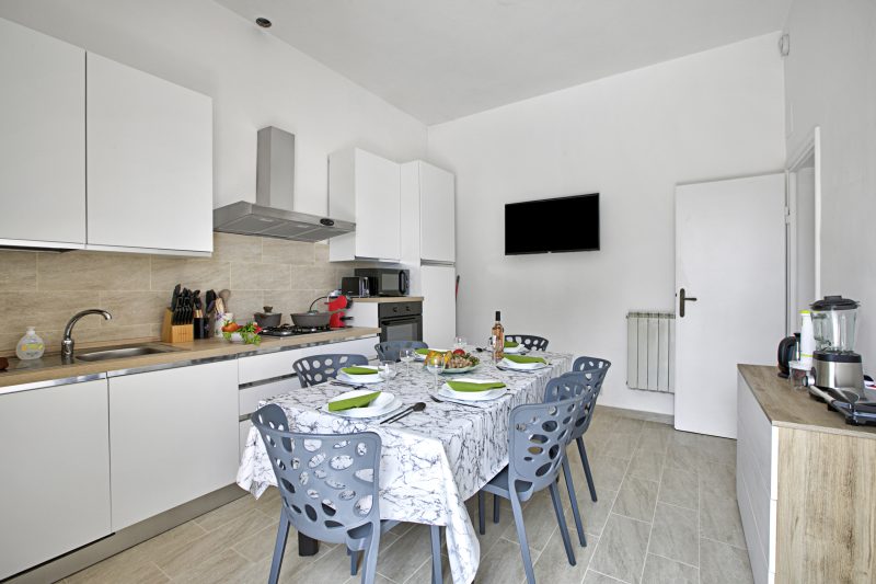 La Siesta with Private Garden