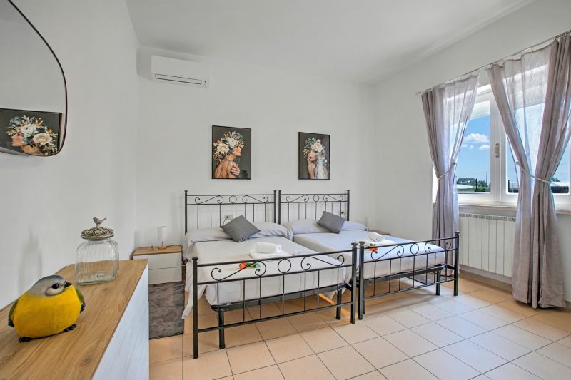 La Siesta with Private Garden