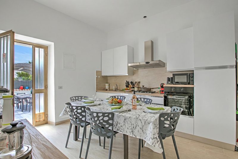 La Siesta with Private Garden