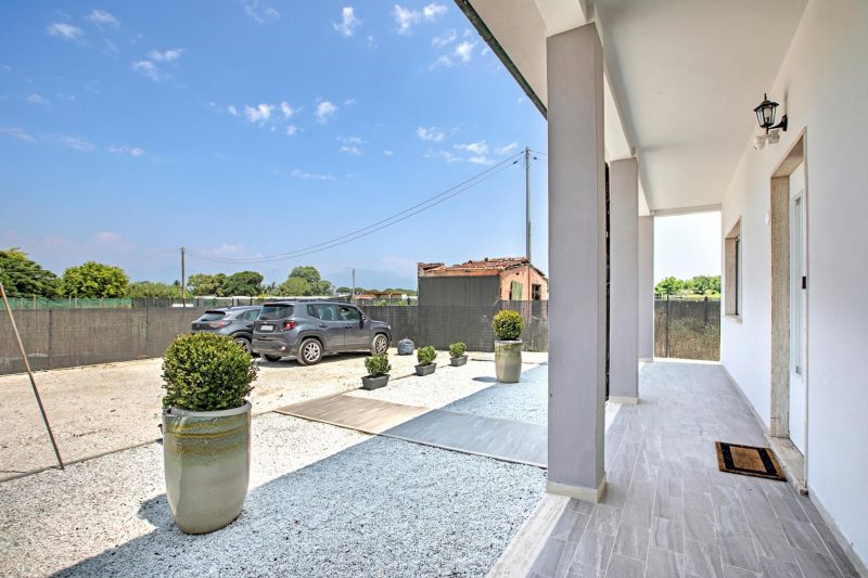 La Siesta with Private Garden