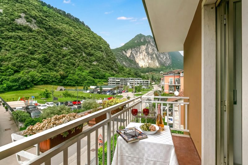 Casa Epofo - Riva del Garda Apartment with Balcony