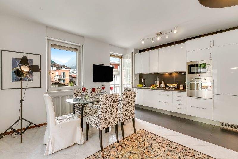 Casa Epofo - Riva del Garda Apartment with Balcony