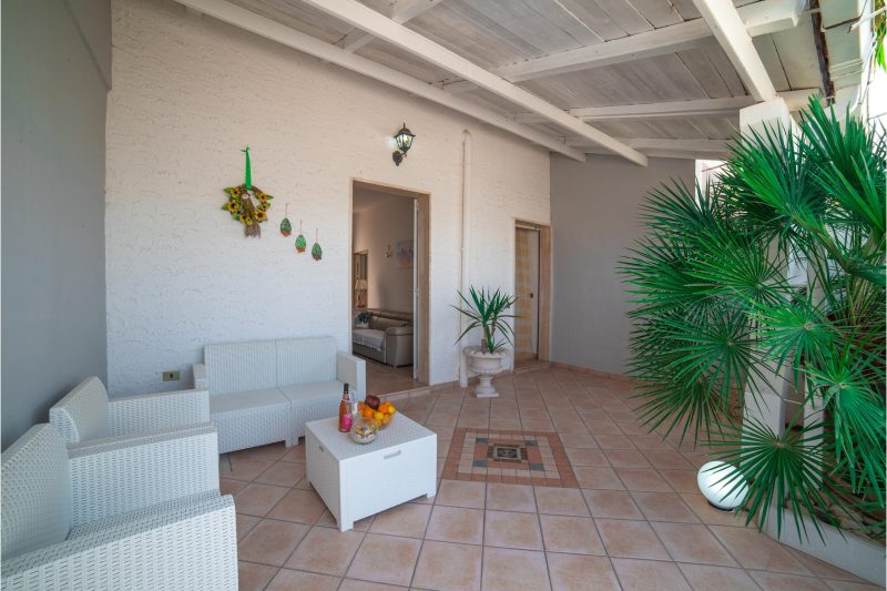 Rusciu Te Lu Mare Apartment with Terrace & Garden