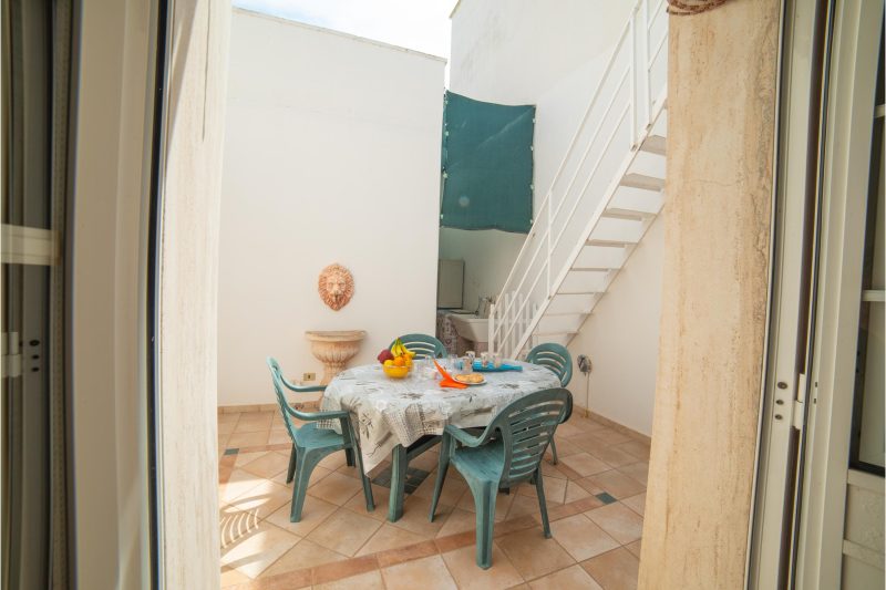 Rusciu Te Lu Mare Apartment with Terrace & Garden