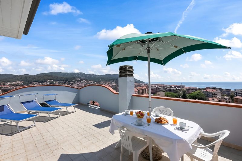 Seaview Pool Retreat - B28