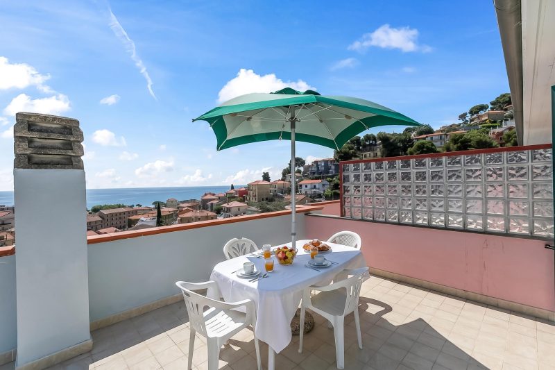 Seaview Pool Retreat - B28