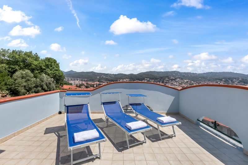 Seaview Pool Retreat - B28