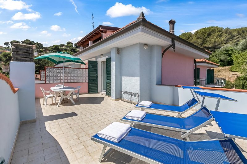 Seaview Pool Retreat - B28