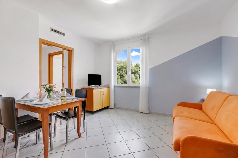 Seaview Pool Retreat - B28