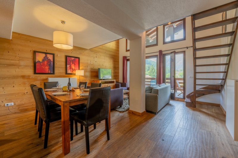 l'Ours Bleu A35 Ski-In at Vallorcine| Shared Pool, Gym & Wellness
