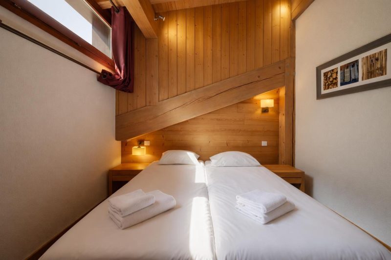 l'Ours Bleu A35 Ski-In at Vallorcine| Shared Pool, Gym & Wellness