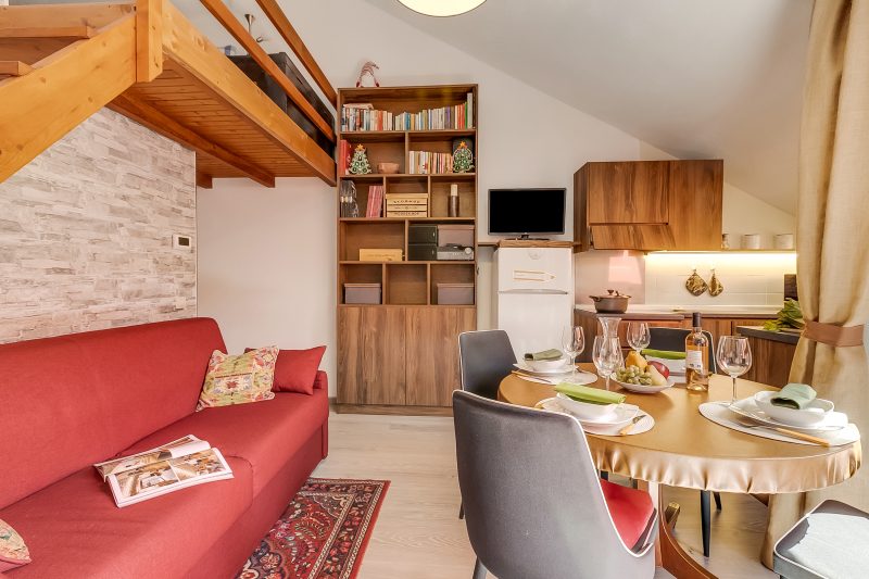 Appartamento Alpine Inspiration for 4 with Balcony