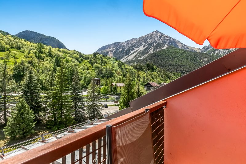 Appartamento Alpine Inspiration for 4 with Balcony