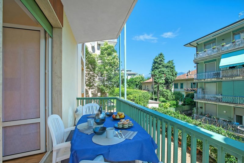 Strixia Apartment - 50m From Lake with Balcony
