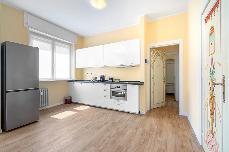 Strixia Apartment - 50m From Lake with Balcony