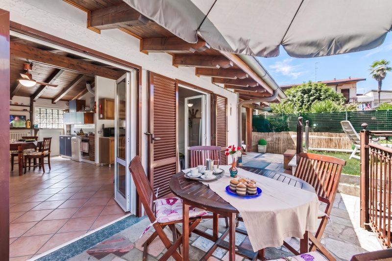 Casa Rolè, Lake Maggiore Patio House w/ BBQ
