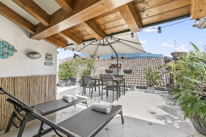 Riva's Rooftop Retreat