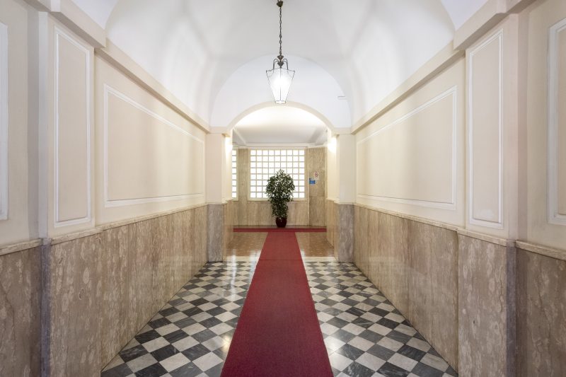 Lovely Apartment with Balcony Via Nizza