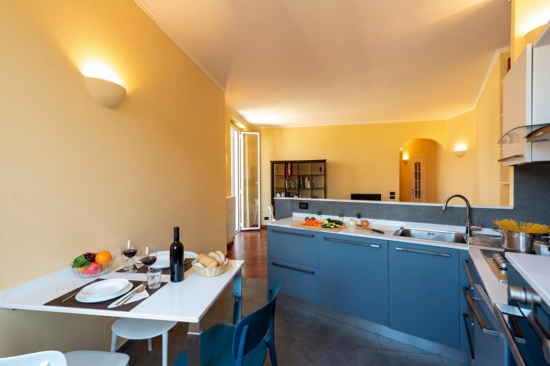 Lovely Apartment with Balcony Via Nizza
