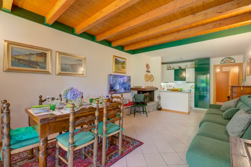The Green Emerald Family Retreat with Private Garden