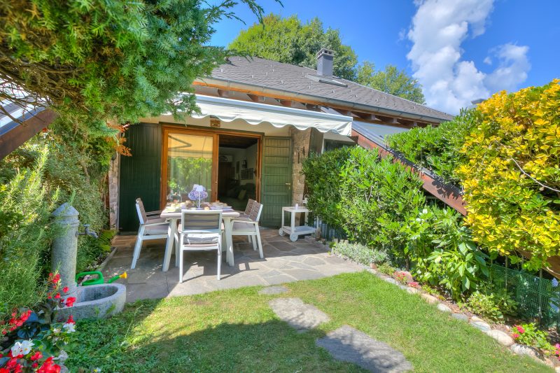 The Green Emerald Family Retreat with Private Garden