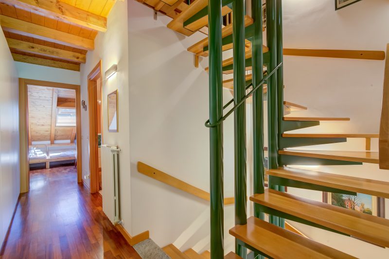 The Green Emerald Family Retreat with Private Garden