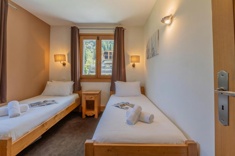 V Balme 15: Beside Ski Lift; Pool, Sauna & Gym