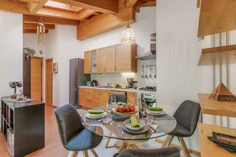 Torbole On the Moon Apartment near Beach
