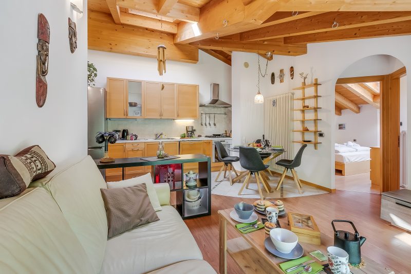 Torbole On the Moon Apartment near Beach