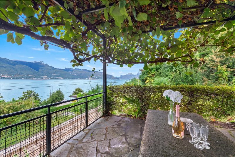 Casa Malpensata: Lake View Garden House