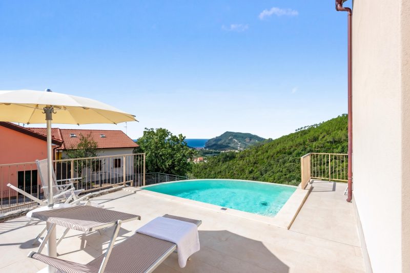 Villa Relais Le Torri in Verici in Pool and View