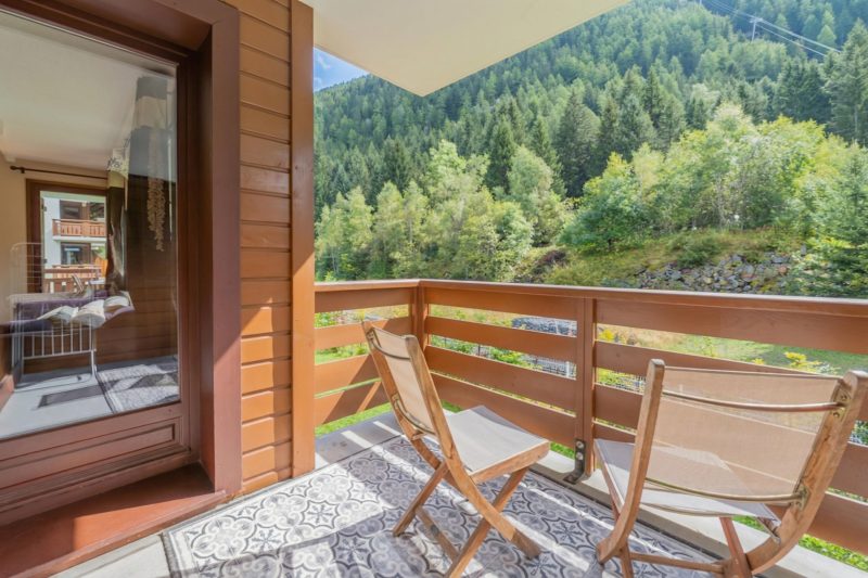 l'Ours Bleu B13 Ski-In at Vallorcine| Shared Pool, Gym & Wellness