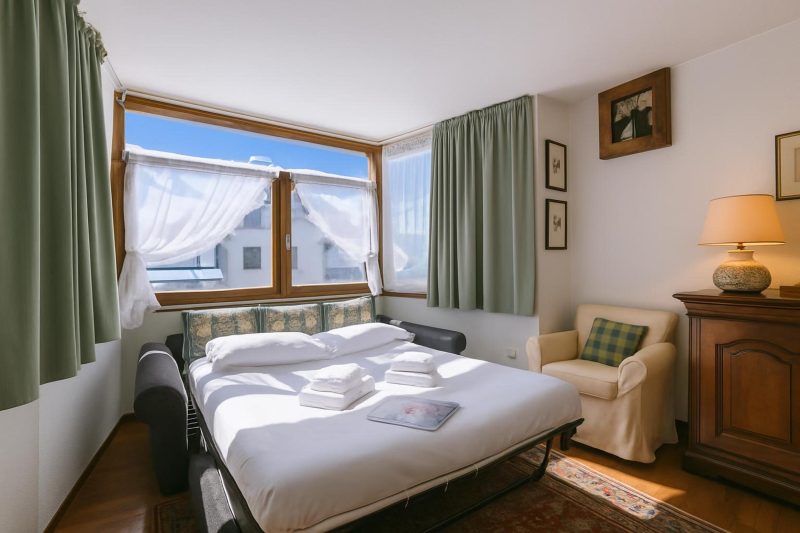 Appartamento Aricami with Balcony & Mountain View