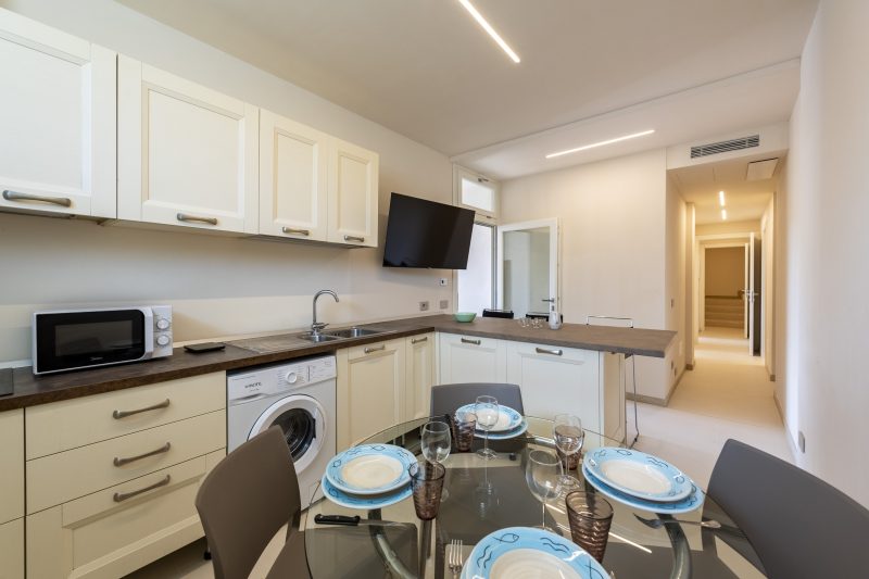 Relais Le Torri in Verici Punta Manara
