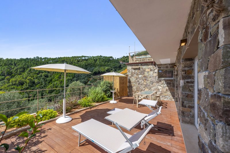 Relais Le Torri in Verici Punta Manara