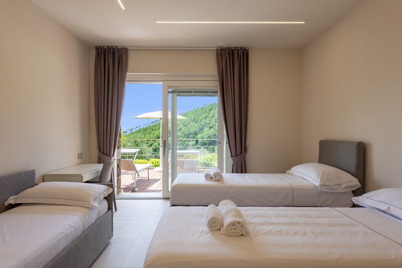 Relais Le Torri in Verici Punta Manara