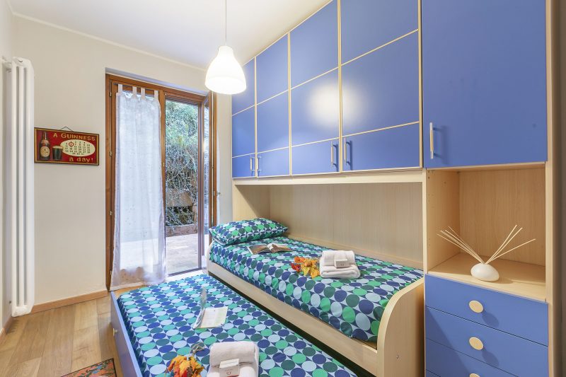 Blu Oltrelago: Leggiuno Lake Maggiore Apt w/ Shared Pool & Garden