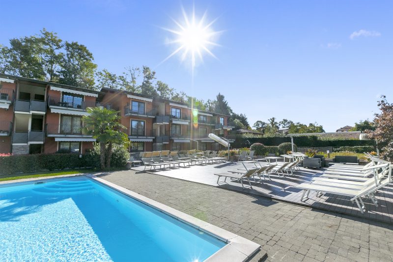 Blu Oltrelago: Leggiuno Lake Maggiore Apt w/ Shared Pool & Garden