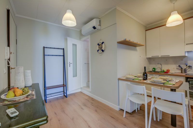 Armonia Centrale - Sanremo Apt for 4 with A/C