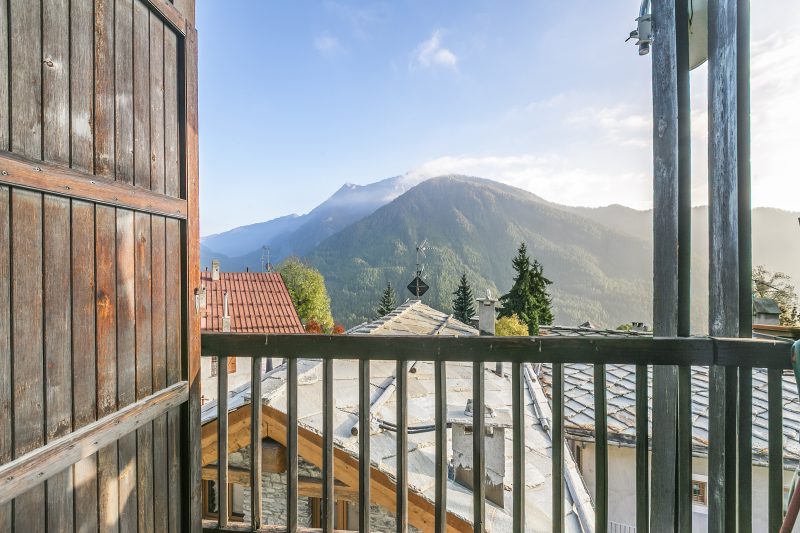 Champlas Suite - Balcony Views, Sleeps 4