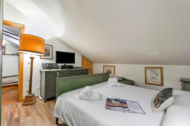 Champlas Suite - Balcony Views, Sleeps 4