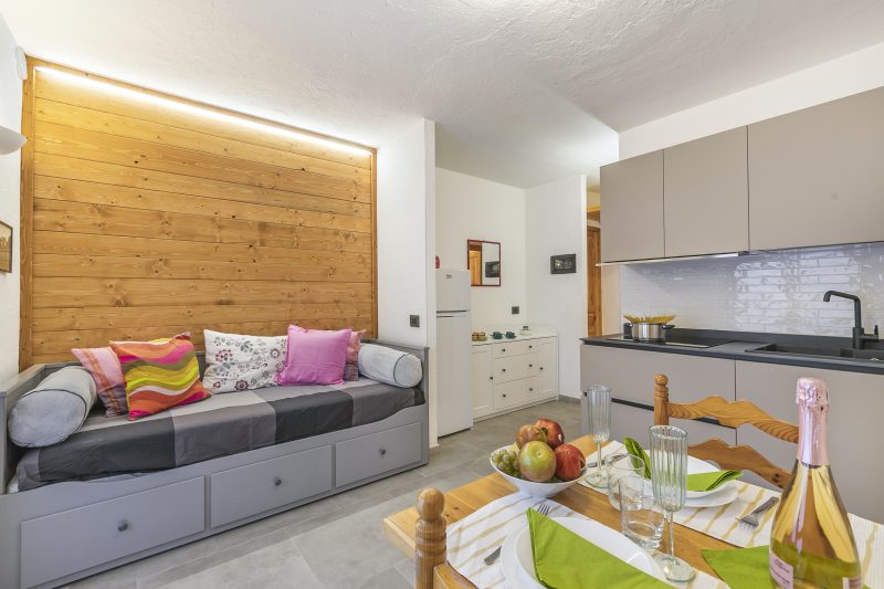 Rochebrune 6th - Flat with Balcony for 4