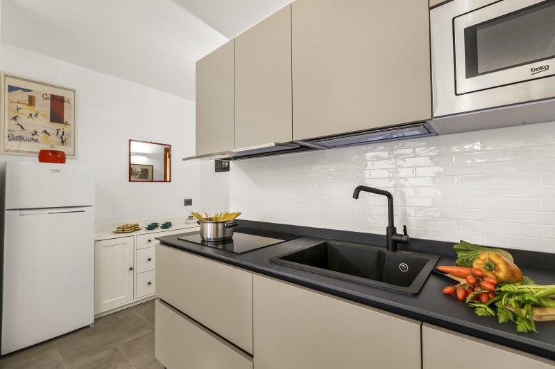 Rochebrune 6th - Flat with Balcony for 4