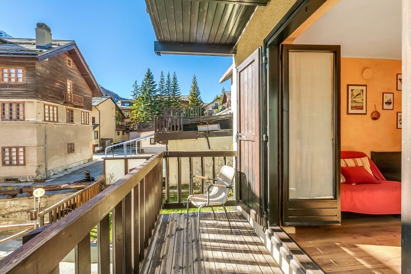 Rochebrune 5th - Flat with Balcony for 4