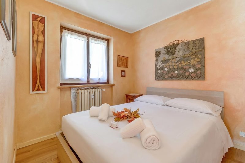 Rochebrune 5th - Flat with Balcony for 4