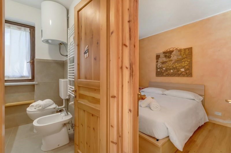 Rochebrune 5th - Flat with Balcony for 4
