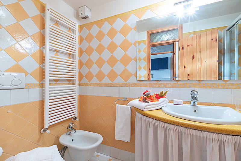 Appartamento I 2 Pini for 6 with Balcony