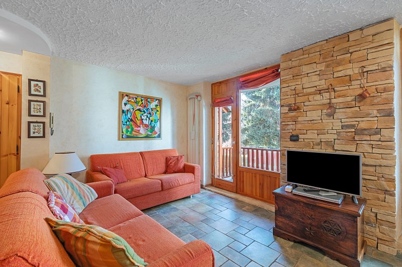 Appartamento I 2 Pini for 6 with Balcony